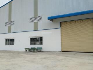 Cho thuê kho xưởng 4800m2 (xd 3000m2) kcn tân đức. pccc tự động, trạm hạ thế, giá rẻ