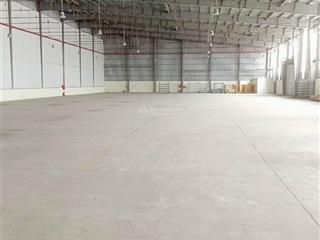 Cho thuê kho xưởng 1700m2 ở kcn tân bình, tp hcm. pccc tự động, văn phòng.