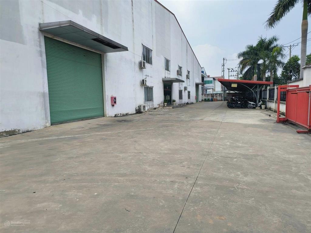 Cho thuê kho xưởng 1700m2 ở kcn tân bình, tp hcm. pccc tự động, văn phòng.