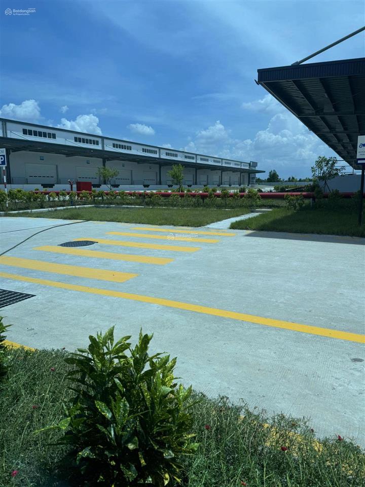 Cho thuê kho xưởng mới 1000m2 kcn long hậu, cần giuộc. pccc tự động, trạm hạ thế, cao 11m