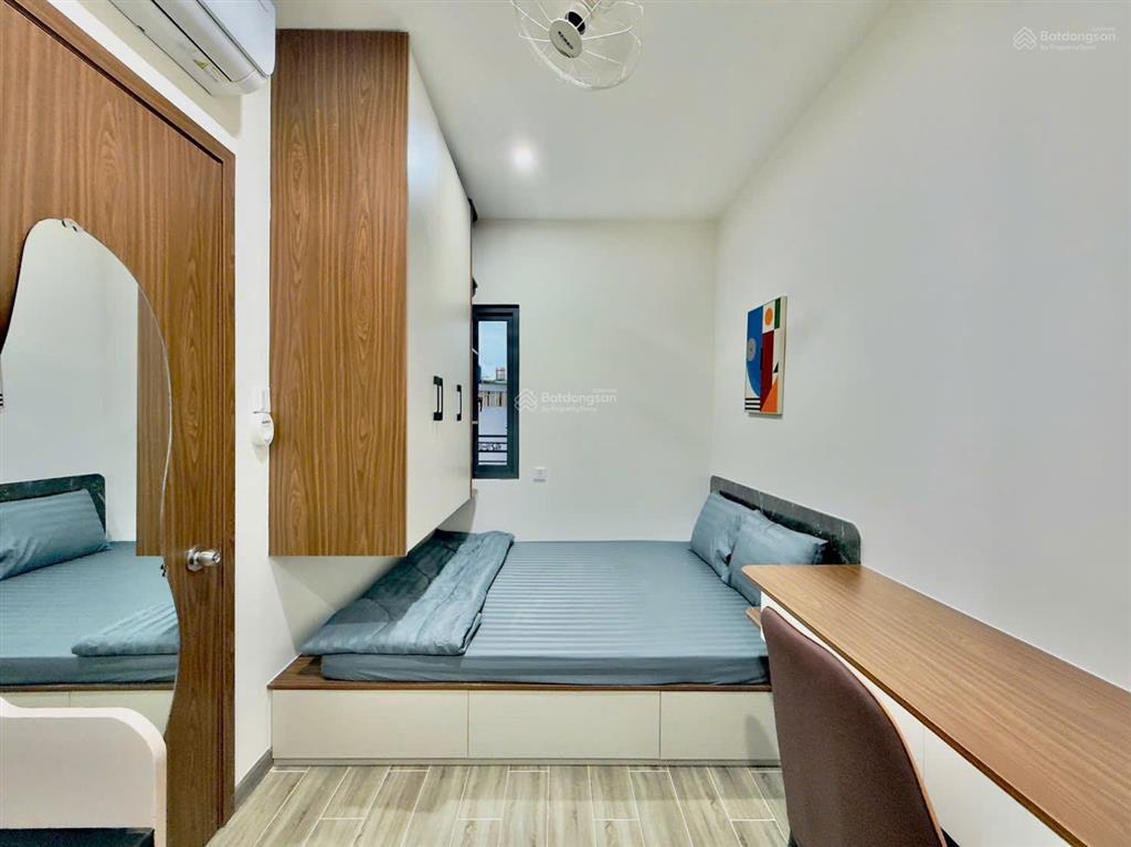 Bán nhà nguyên căn làm chdv khu vip phú nhuận phan xích long, diện tích đất 77m2, nở hậu
