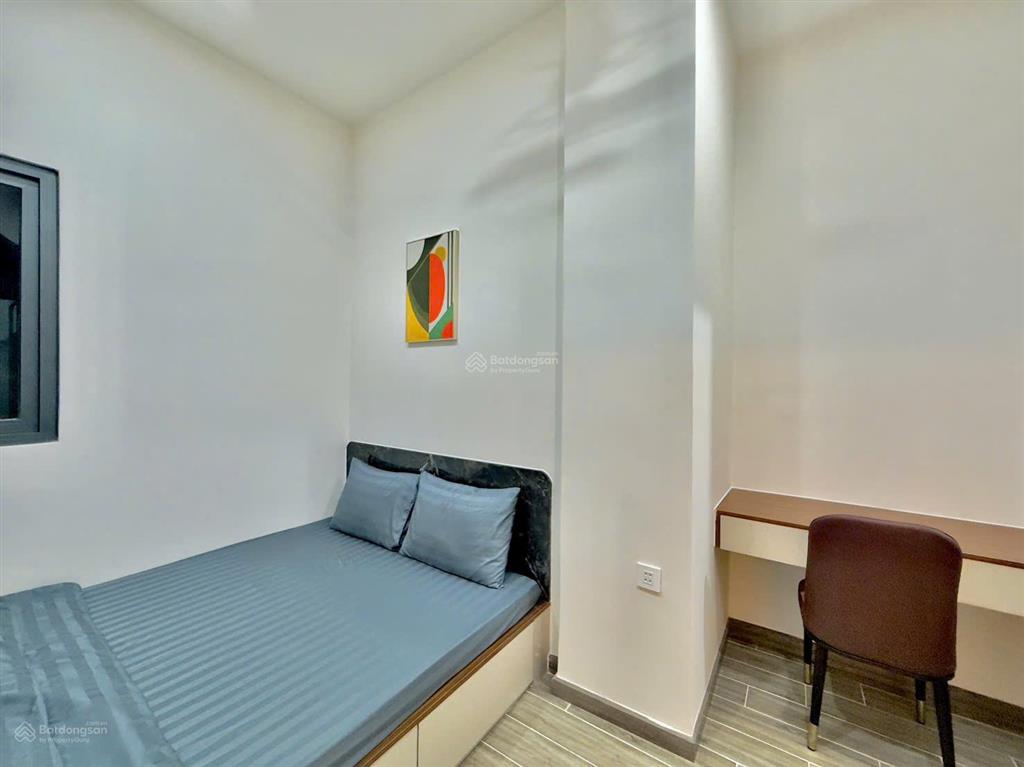Bán nhà nguyên căn làm chdv khu vip phú nhuận phan xích long, diện tích đất 77m2, nở hậu