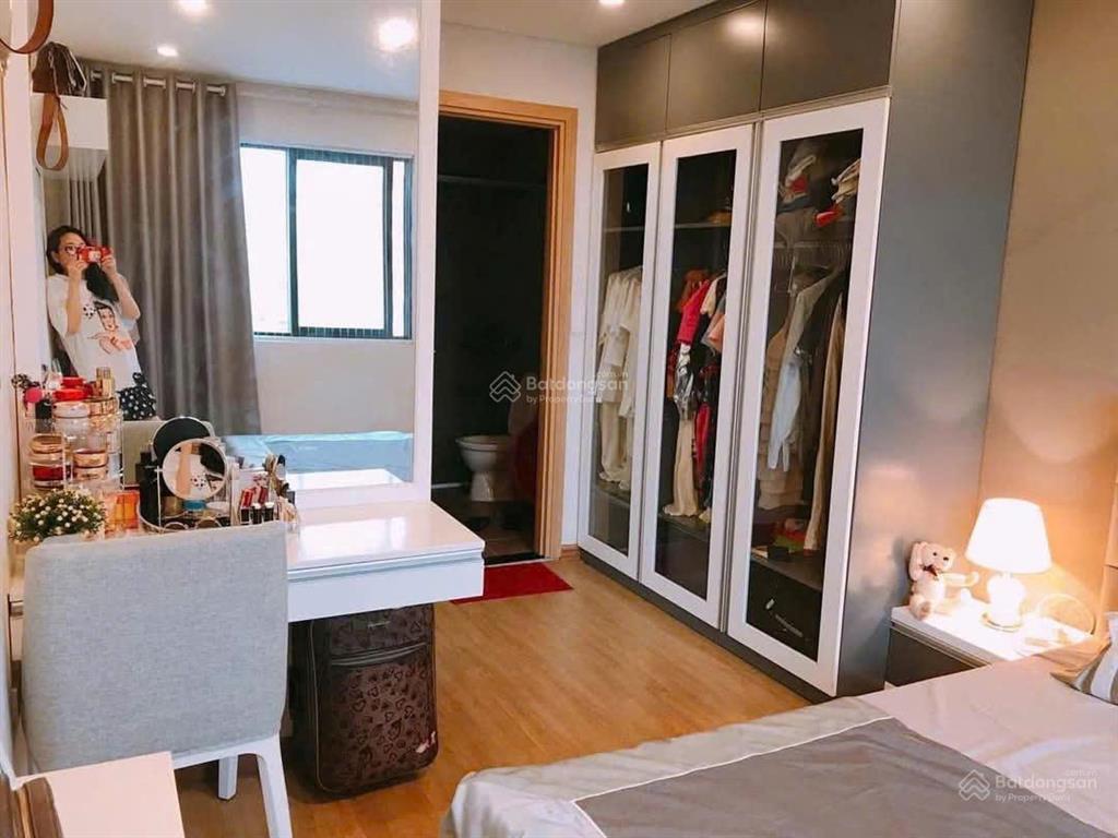 Bán căn hộ happy star tower mai chí thọ giang biên 70m22pn,2wc.