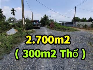Bán nhà vuờn tại đt 816, thạnh hòa, bến lức, 4,99 tỷ, 2700m2, giá siêu hời