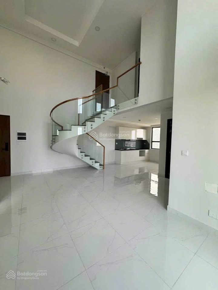 Cho thuê duplex 3pn view landmark 81 pegasuite 2, siêu rộng gần 100m2, chỉ 14tr,