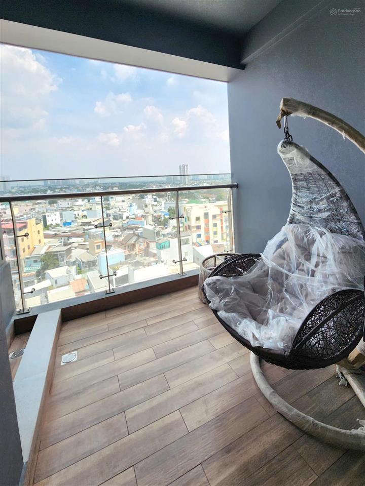 Căn góc 2pn hướng đn 71m2, giá tốt thứ 2 dự án, 4,7 tỷ bao thuế phí sang tên