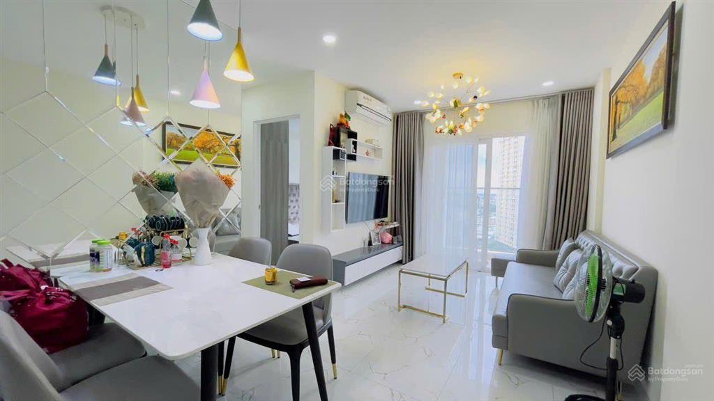 Cho thuê căn hộ diamond riverside quận 8 2 phòng 2 vs 0909.154.***