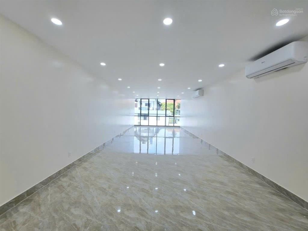 Cho thuê nguyên toà văn phòng an phú an khánh hầm, 04 lầu, thang máy giá chỉ 60 triệu/tháng