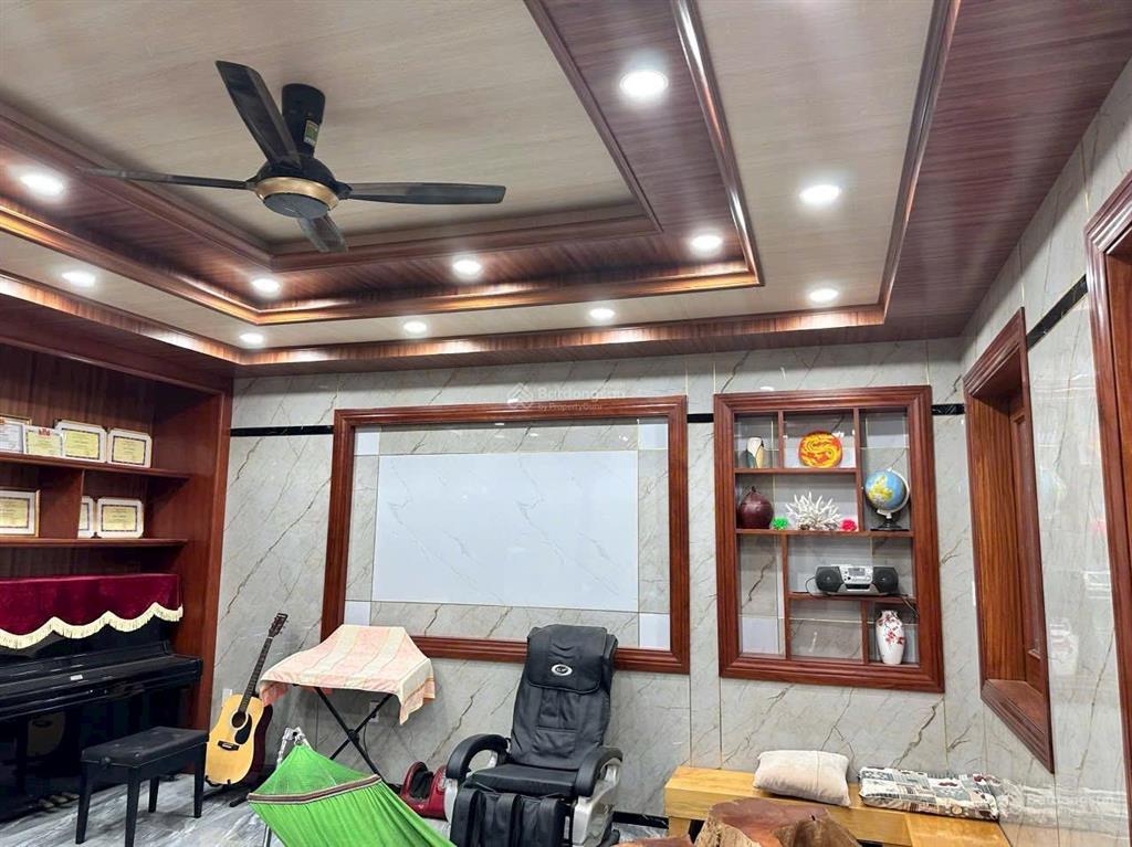 Mặt tiền tân xuân 2, 654m2, full thổ cư có nhà và xưởng