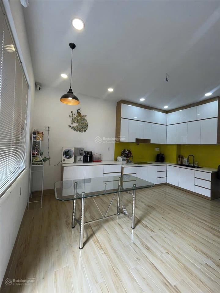 Bán nhà 3 lầu, sân thượng phạm văn bạch, p 12, q.gò vấp, 160m sàn, 7 tỷ vnd