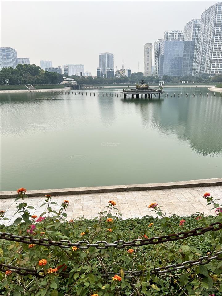 Bán căn hộ chung cư 50m2 giá 3,88 tỷ khu trung hoà nhân chính