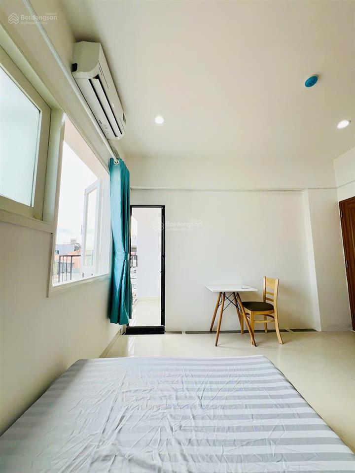 Phòng studio đủ nội thất ban công riêng, 71 hồ bá kiện q.10 gần đh bách khoa, cv lê thị riêng