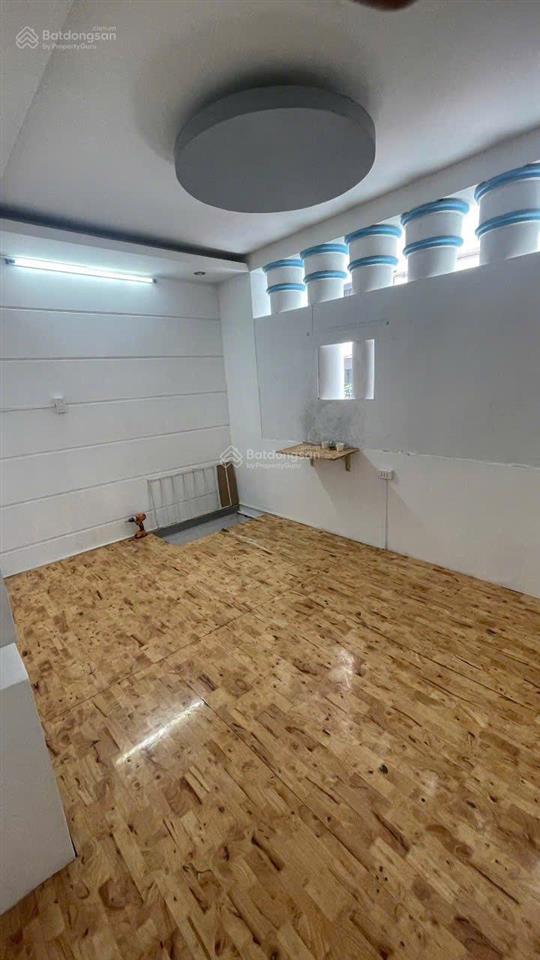 Cho thuê phòng gác lửng 14m2, chỉ 2.2tr, 205 phạm văn chiêu gò vấp (cách cđ dược sg 200m)