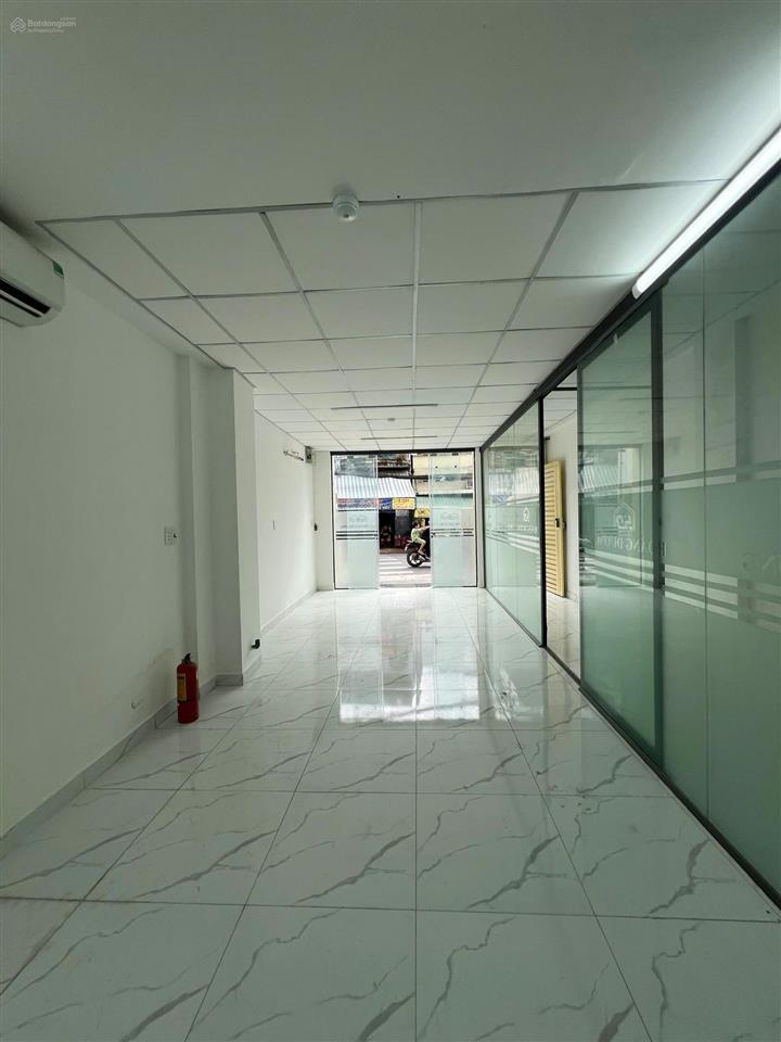 Cho thuê văn phòng đại diện, 14tr/tháng, mt 79 hồ bá kiện quận 10  0944 397 ***