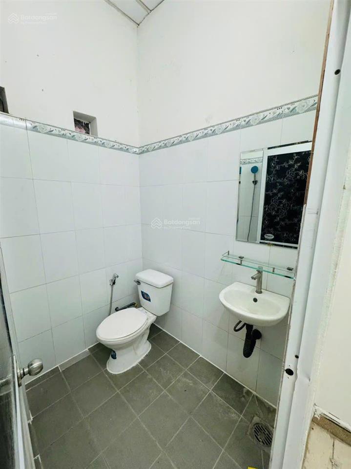 Phòng trọ máy lạnh giá rẻ chỉ 2,3tr/tháng, 14/10a đường 53 q. gò vấp (gần đh công nghiệp)