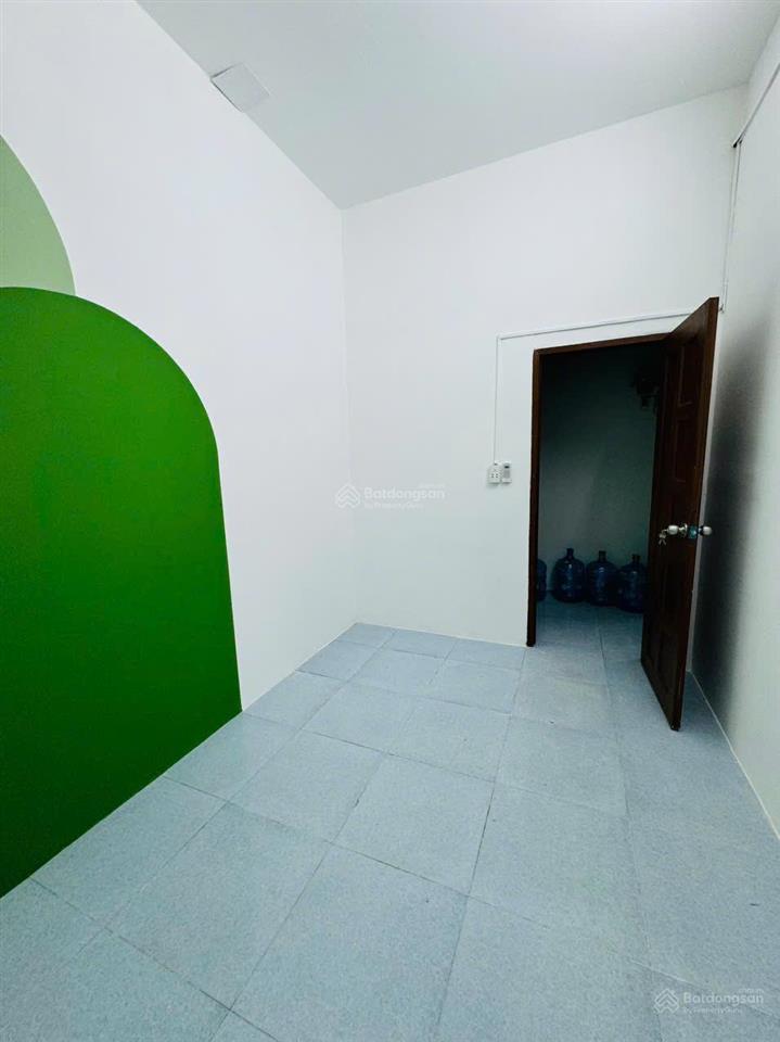 Phòng trọ máy lạnh giá rẻ chỉ 2,3tr/tháng, 14/10a đường 53 q. gò vấp (gần đh công nghiệp)