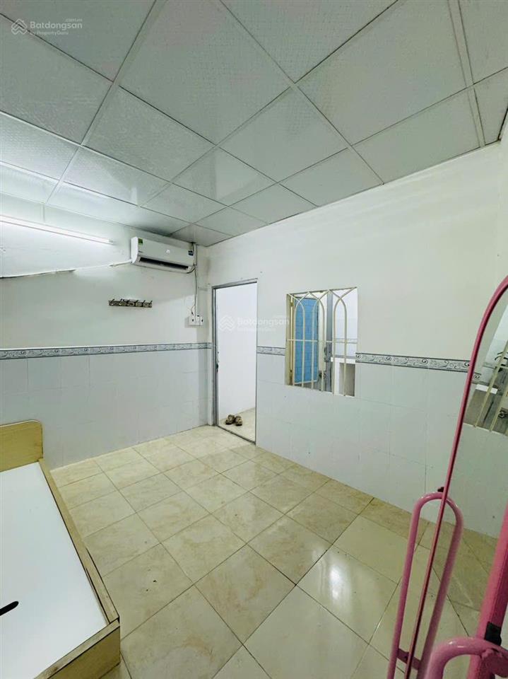 Chdv 45m2 đủ nội thất chỉ 4.5tr/tháng, cách đh văn hiến chỉ 300m. 613 âu cơ tân phú
