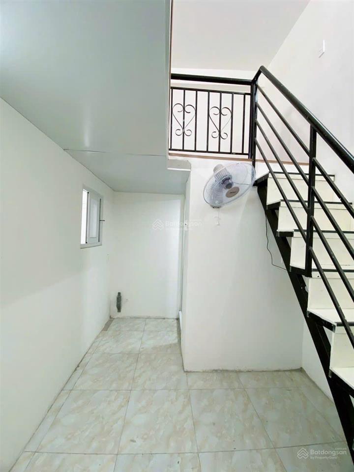 Phòng đẹp gác cao máy lạnh chỉ 3tr2, 125 nguyễn phúc chu, quận tân bình.