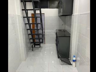 Cho thuê nhà nhỏ võ văn kiệt, q.1 giá 5 triệu