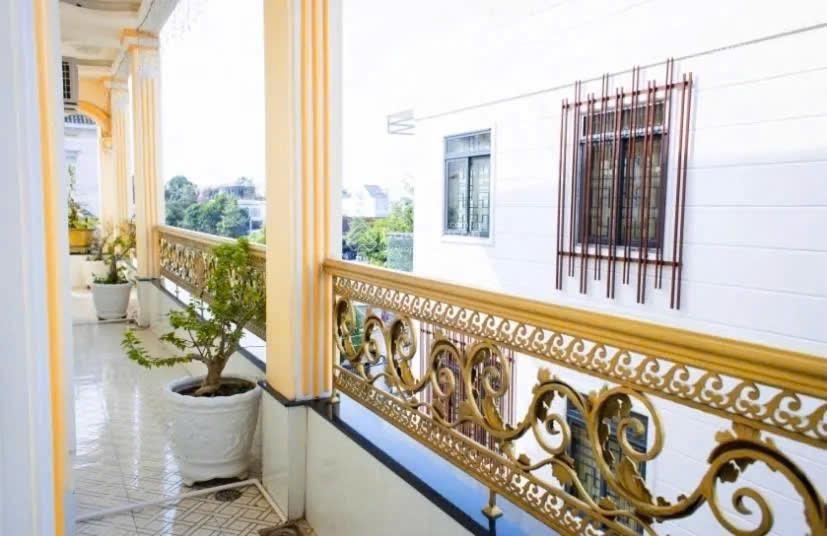 Chỉ 17 tỷ sở hữu ngay khách sạn 10 phòng đang kinh doanh mặt tiền phan văn khỏe
