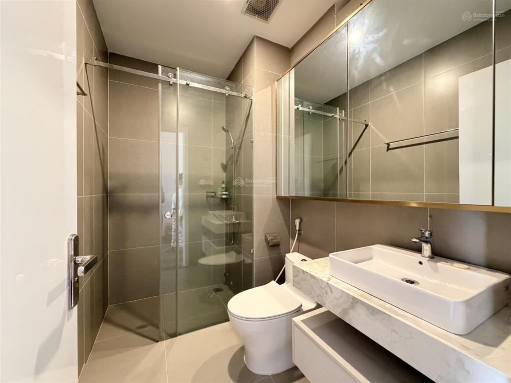 Nhà khu vincom mỹ tho hoàn thiện cao cấp, thang máy đầy đủ