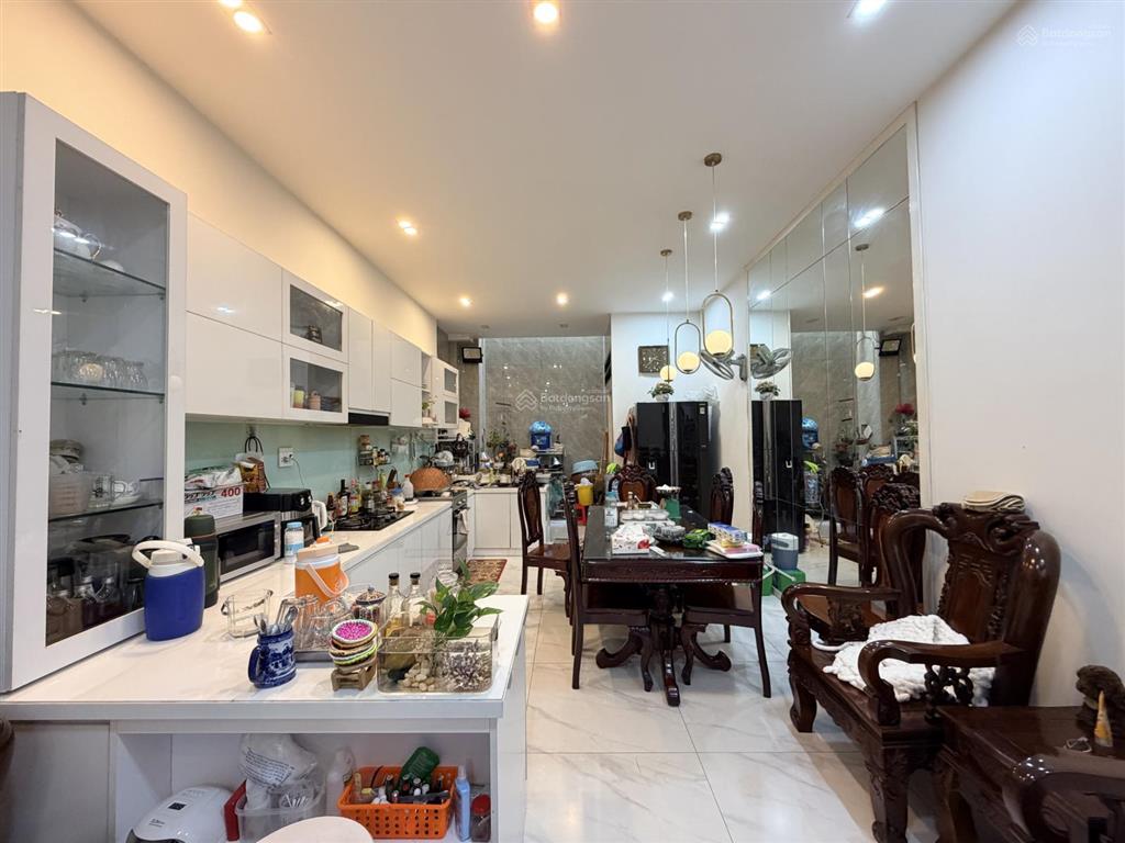 Nhà mặt tiền đường trương vĩnh ký, trung tâm phường mỹ tho