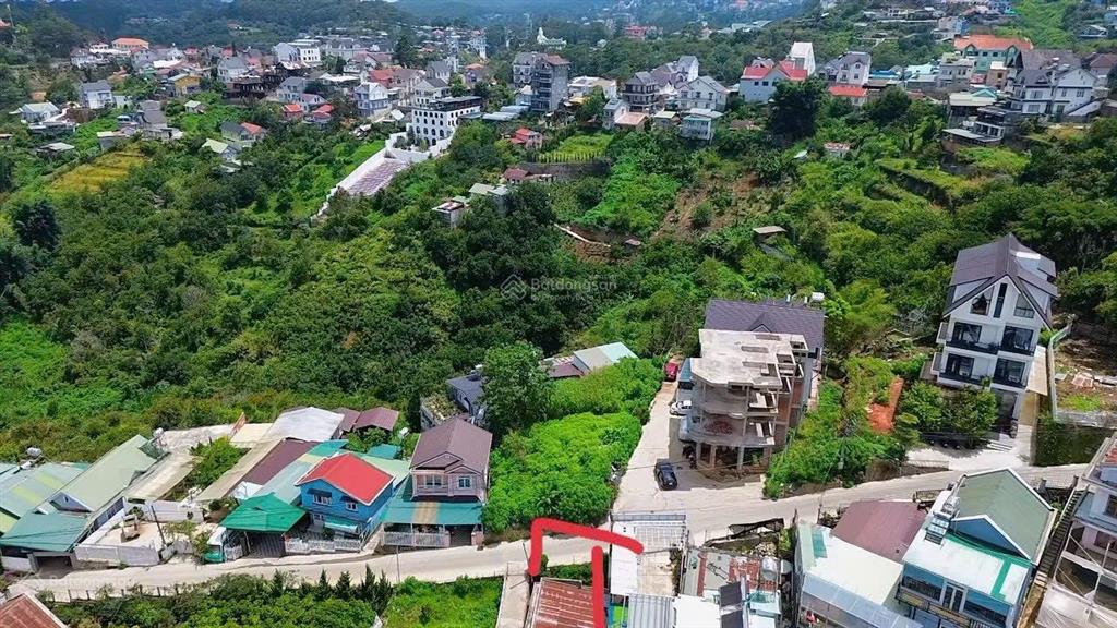 Bán nhanh lô đất 2 mặt tiền đường tại hoàng hoa thám  đà lạt view thung lũng