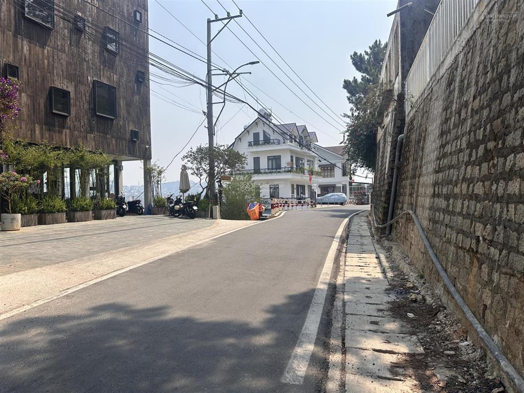 Sở hữu nhanh tay lô đất mặt tiền kinh doanh view đồi thông nằm ngay tại đặng thái thân  đà lạt