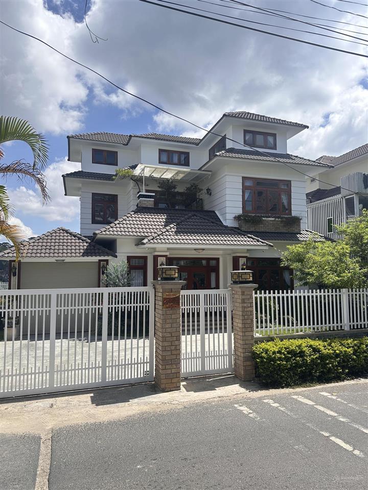 Sở hữu villa vị trí hiếm view triệu đô ngay cữa ngõ đà lạt