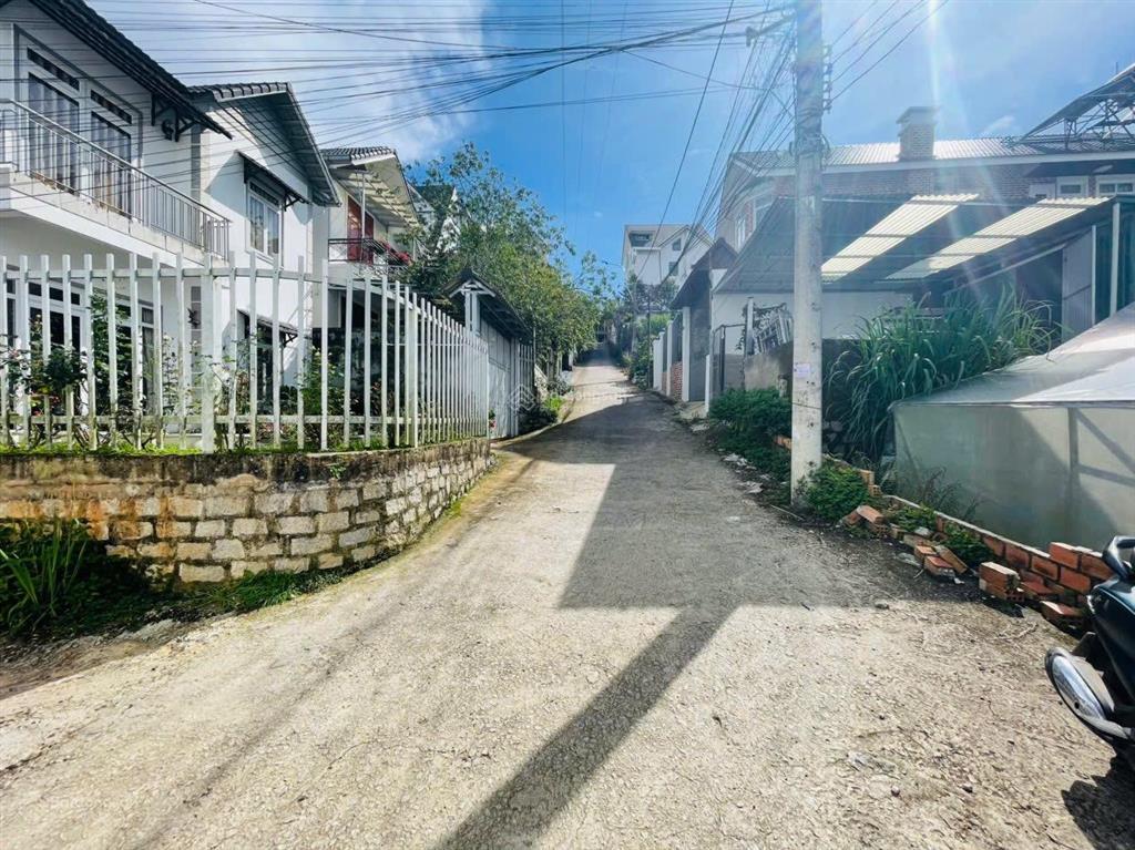 Sở hữu nhanh tay villa sân vườn 2 mặt tiền tại trần quang khải  đà lạt