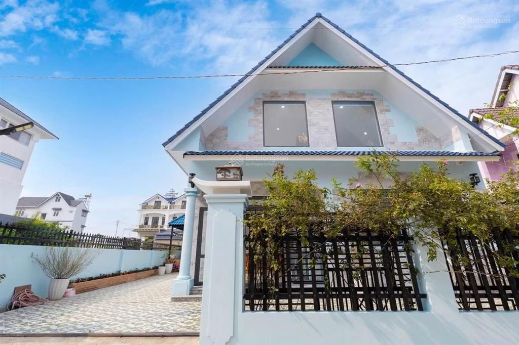 Bán căn nhà hẻm nam hồ  đà lạt giá tốt