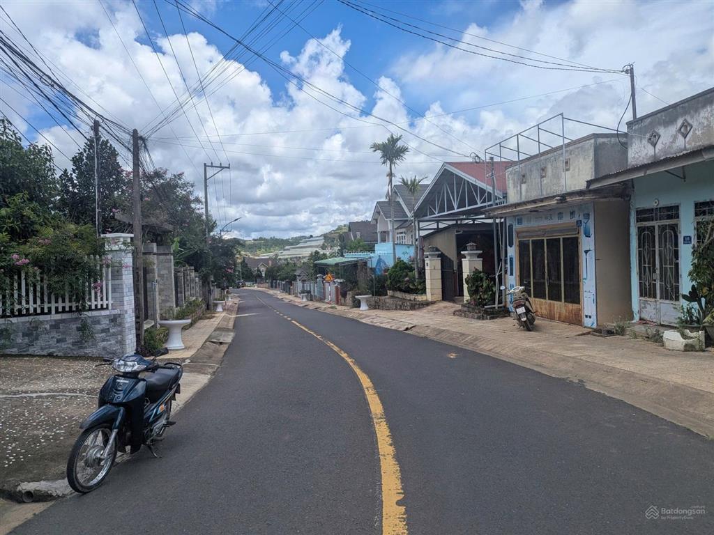 Sở hữu nhà mặt tiền đường phạm hùng  phường langbiang đà lạt