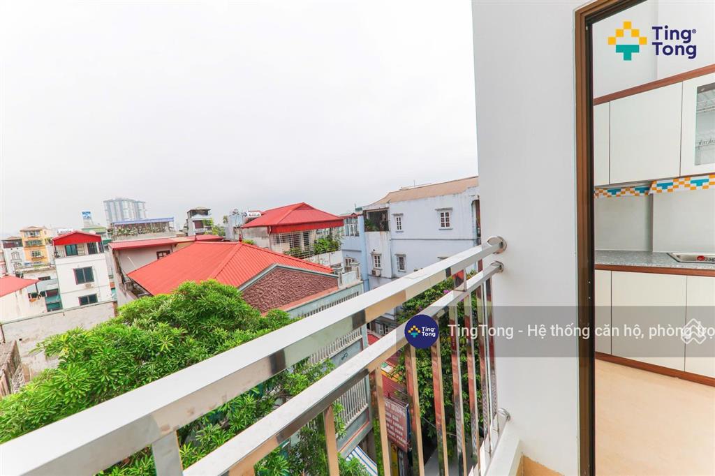 Tt78  phòng thoáng ban công gần ngã tư sở, đống đa đảm bảo pccc  chỉ hơn 4tr ở luôn