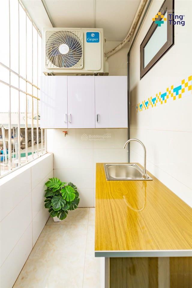 Tingtong 118  ch studio có ban công  đối diện dolphin plaza ngay ngã tư trần bình