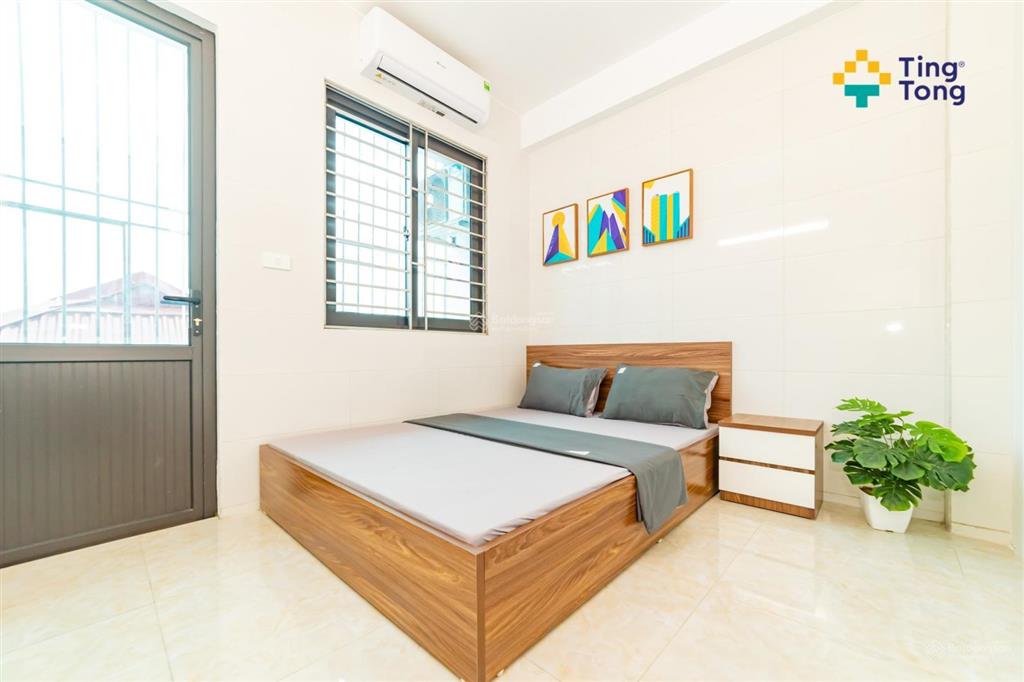 Tingtong 118  ch studio có ban công  đối diện dolphin plaza ngay ngã tư trần bình