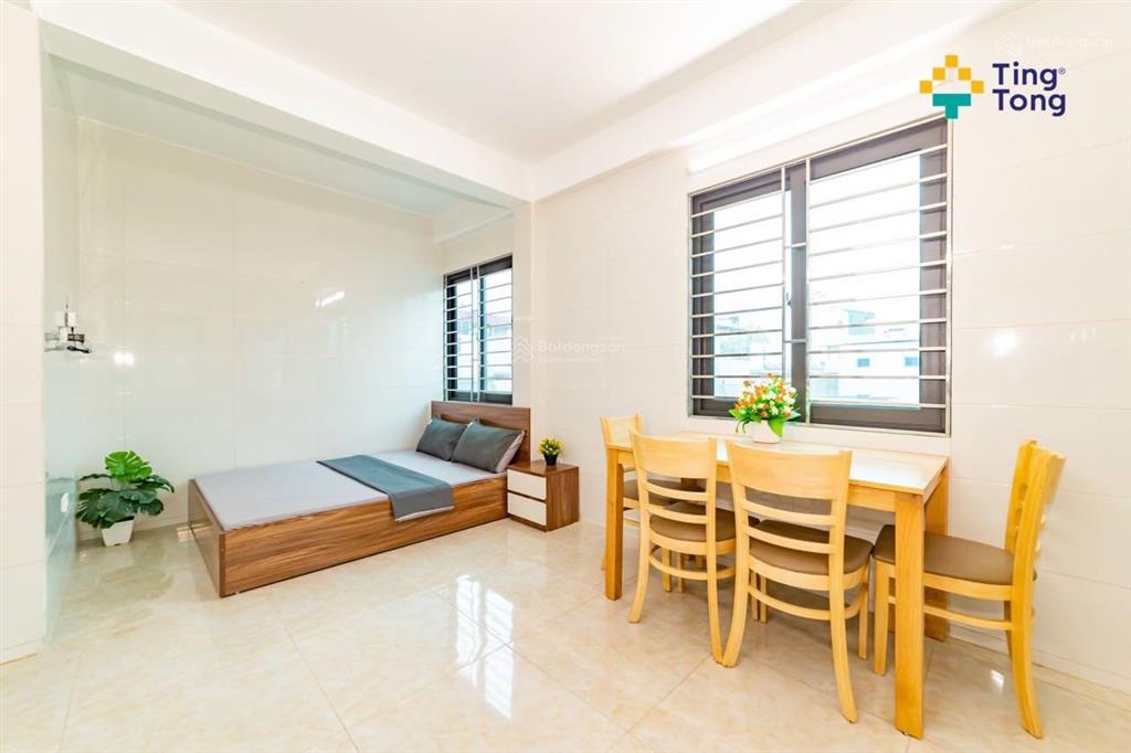 Tingtong 118  ch studio có ban công  đối diện dolphin plaza ngay ngã tư trần bình