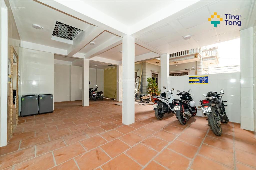 Tingtong 118  ch studio có ban công  đối diện dolphin plaza ngay ngã tư trần bình