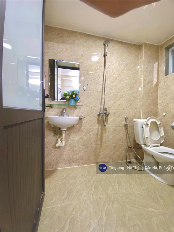 Tingtong 12  sẵn phòng mễ trì giá rẻ, vệ sinh khép kín, giờ giấc tự do  y hình ở ngay