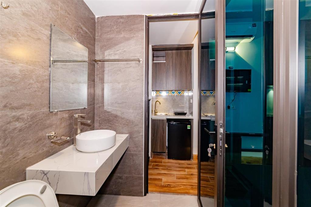 Tingtong 129  studio cao cấp full đồ ngay trung tâm hội nghị quốc gia view green bay  ô tô đỗ cửa
