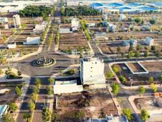 Bđs mặt tiền đường 28m ngay cổng chính khu công nghiệp bình phước