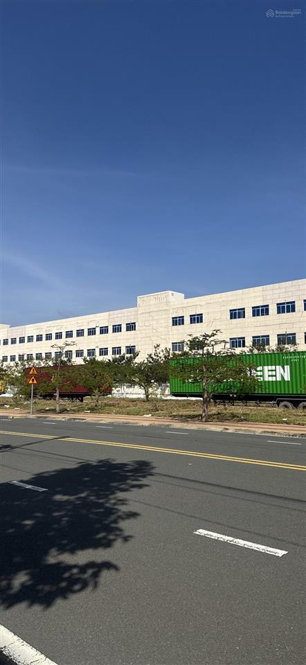 Lô đất 100m2 sau lưng chợ đêm  hẻm thông công viên 2,1ha  có ngân hàng hỗ trợ