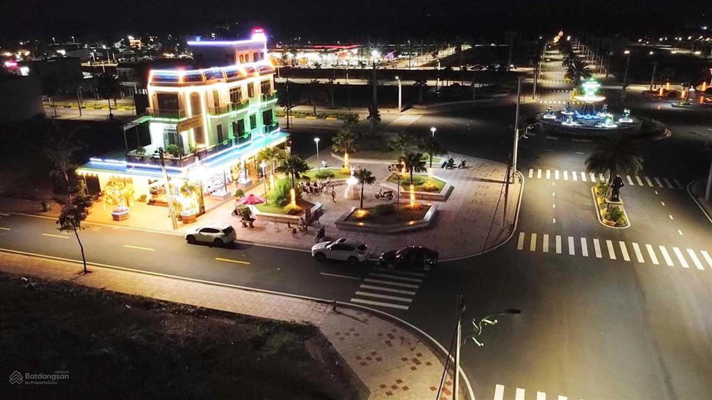 Ngộp bank mua 1 tỷ bán 820 triệu sau lưng trung tâm thương mại 2.8ha