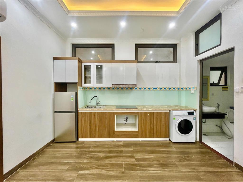 Tingtong 106  ccmn 2 phòng ngủ 1 khách siêu rộng  ô tô đỗ cửa khu vực tây hồ