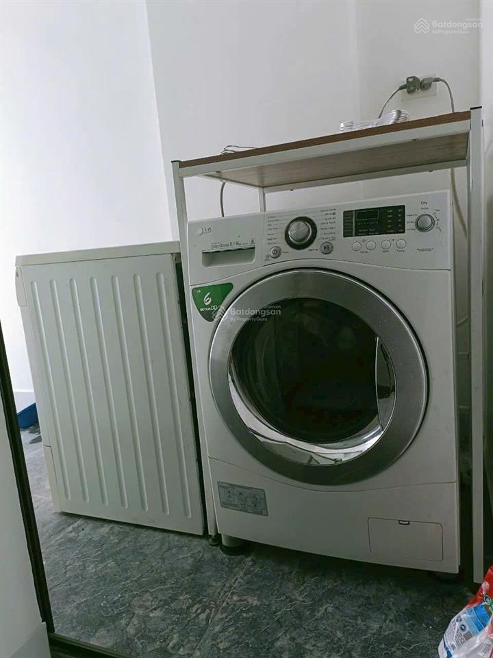 Chính chủ bán nhà tặng nội thất