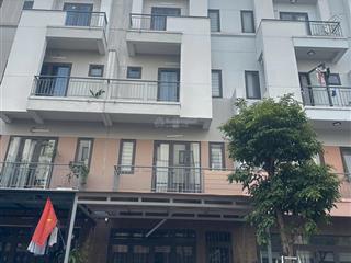 Bán đất tặng nhà phố 4 tầng ngay tại vsip từ sơn