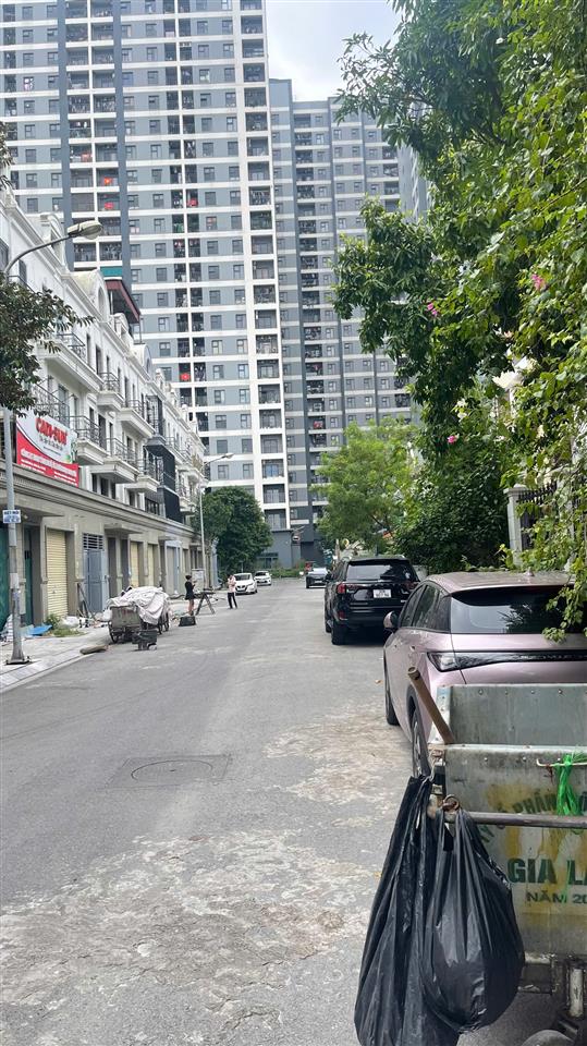 BÁN SHOPHOUSE MẶT PHỐ THÀNH TRUNG – GIA LÂM, DT 90 M2, GIÁ THỎA THUẬN, LH 0985865658