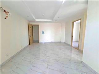 Chủ nhà cần bán căn hộ happy sky 2pn. giá 2,650 tỷ.  0902 588 *** thanh