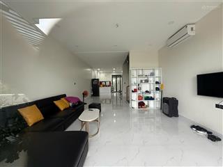 Cho thuê nhà giá rẻ full nội thất gói 8 the capella.
thiết kế  3pn, 4wc. giá 19tr/thg.0902 588 ***