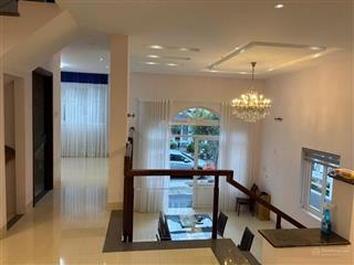 Cho thuê villa khu biệt thự an viên. dt 180m2.3pn.4wc.fullnt.giá 30tr.  0902 588 *** thanh