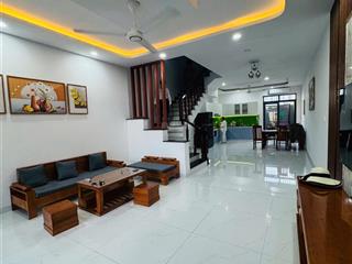 Cho thuê nhà 3 tầng mỹ gia an khánh.dt 100m2 hướng bắc mát mẻ.3pn,4wcfull nt. giá 20. 0902 588 ***